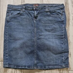 L.E.I. Denim Skirt 20